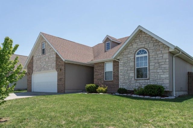2952 W  Lasalle St, Springfield, MO 65807