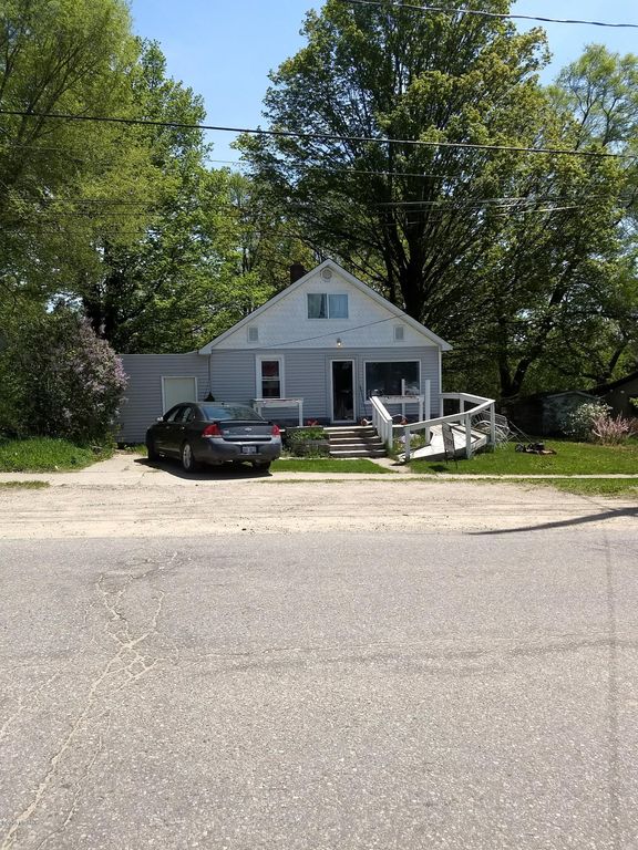 130 N Oak St, Evart, MI 49631 Trulia