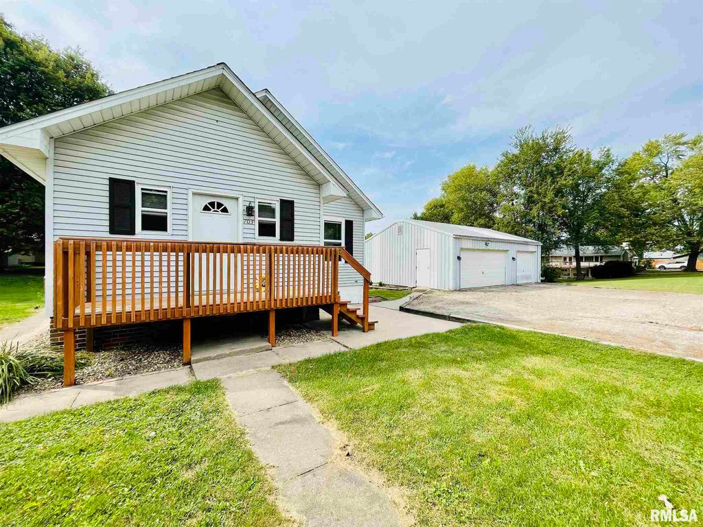 703 NW 2nd Ave, Aledo, IL 61231 Trulia