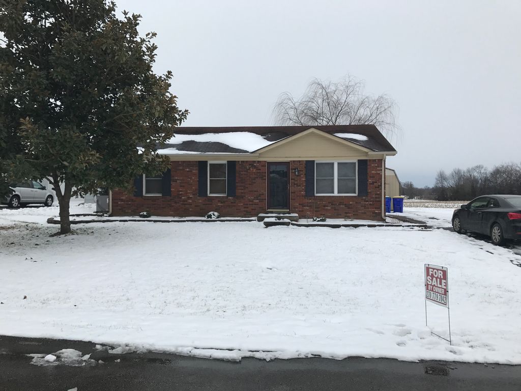 608 Sunnyside Dr, Franklin, KY 42134