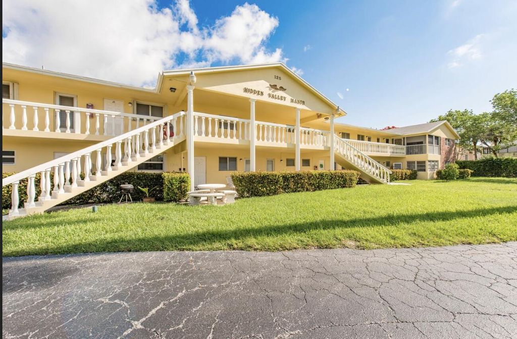 125 W Hidden Valley Blvd 5, Boca Raton, FL 33487 Trulia