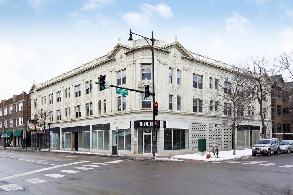 1400 W Devon Ave, Chicago, IL 60660