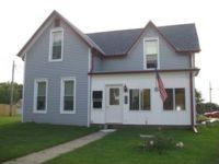 452 S  Pine St, Avoca, IA 51521