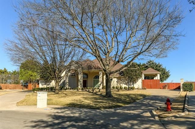 621 Edgewood Ln, Ovilla, TX 75154