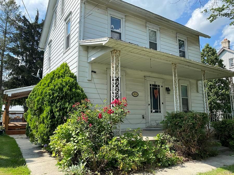 2613 Levans Rd, Coplay, PA 18037