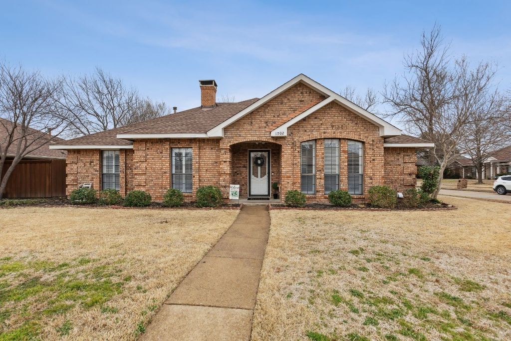 1502 Buena Vista Ave, Garland, TX 75043 Trulia