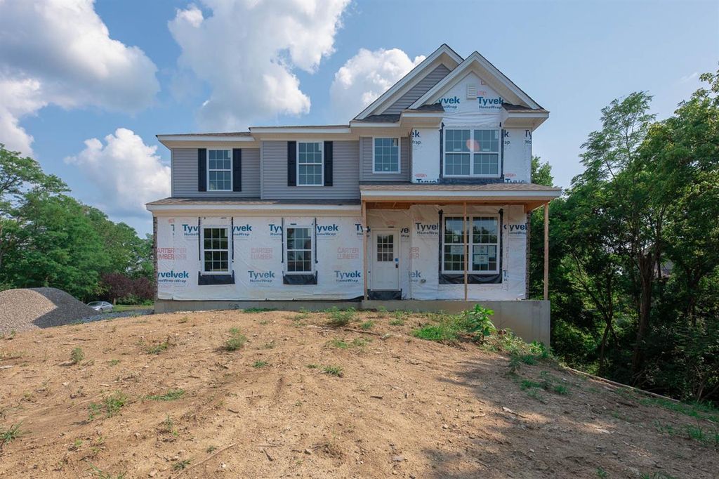 6389 Dusty Trl, Middletown, OH 45044