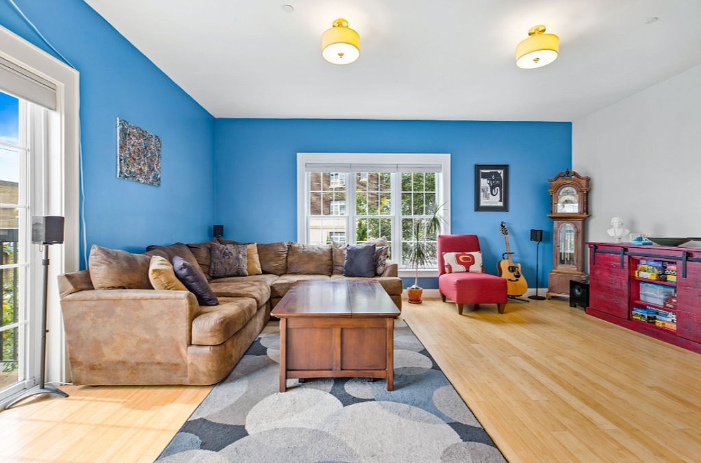 16 Main St #4, Somerville, MA 02145
