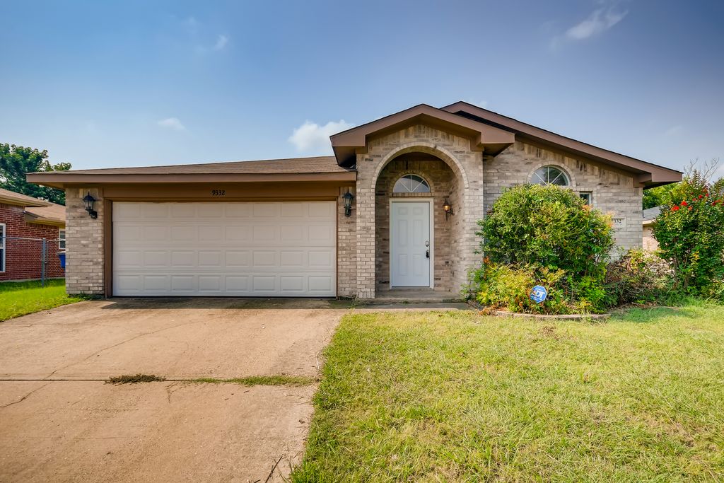 9332 Sassafras Dr, Dallas, TX 75217