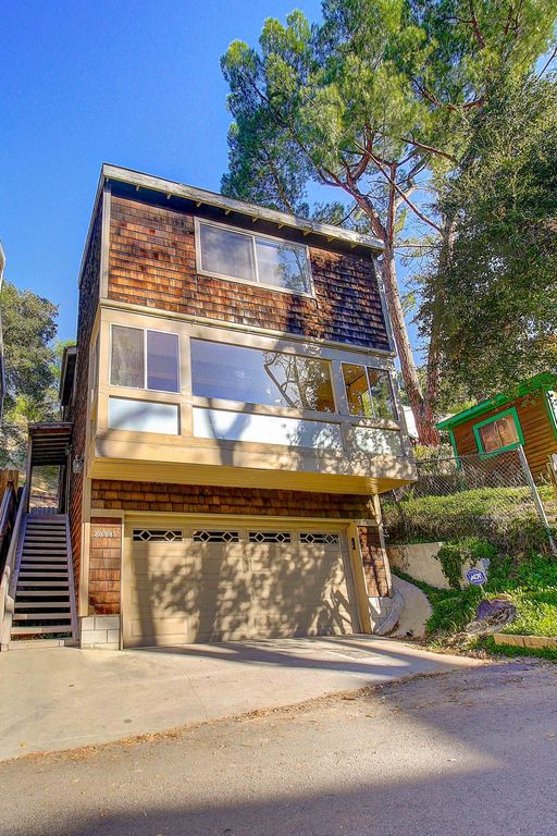 20985 Puente Rd, Woodland Hills, CA 91364