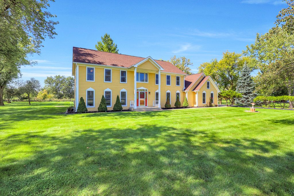 25860 N Roberts Ct, Barrington, IL 60010 - See Est. Value, Schools & More