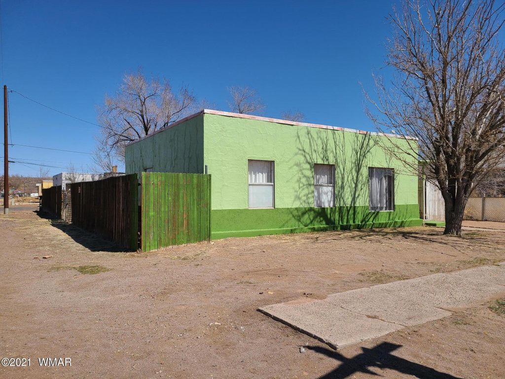 552 W Arizona St, Holbrook, AZ 2 Bed, 1 Bath SingleFamily Home 25