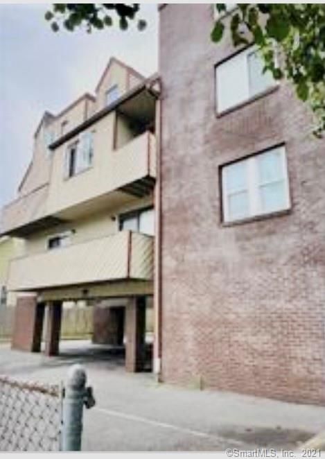 183 Livingston Pl #1, Bridgeport, CT 06610