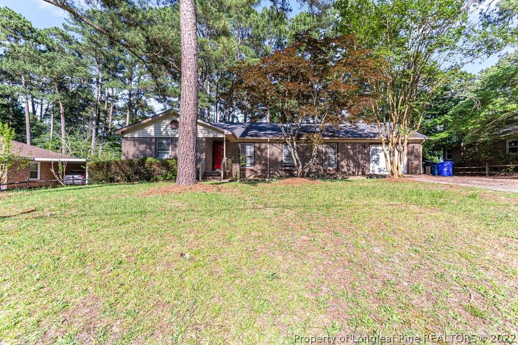 638 Wakefield Dr, Fayetteville, NC 28303