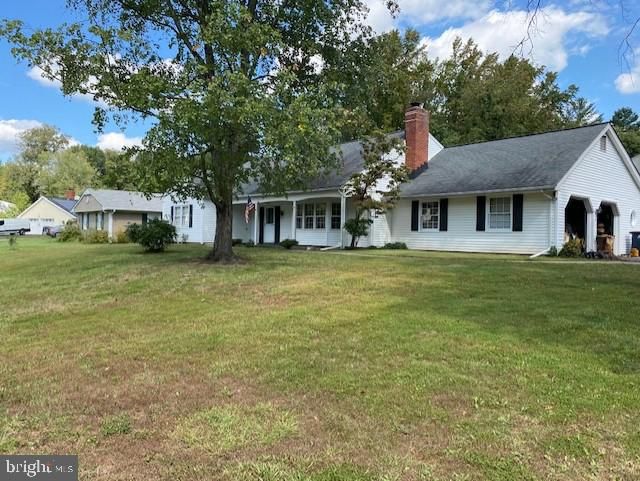 12601 Silverbirch Ln, Laurel, MD 20708