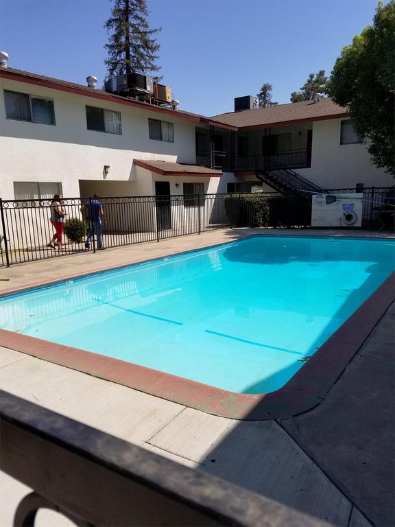 2120 Park Way #17, Bakersfield, CA 93304