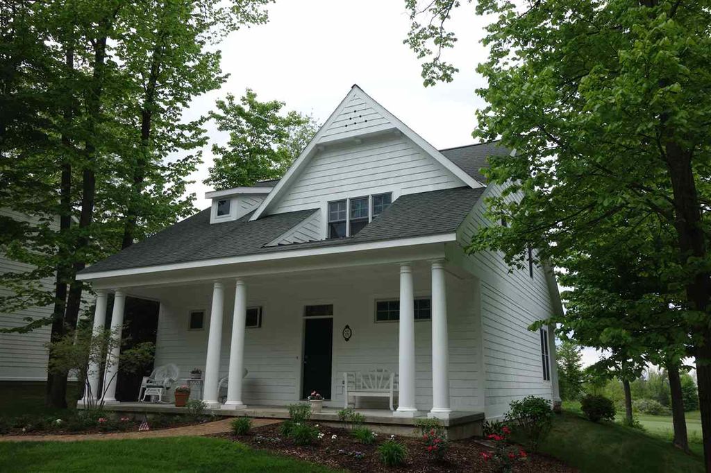 849 Crooked Tree Dr Petoskey Mi 49770 Trulia