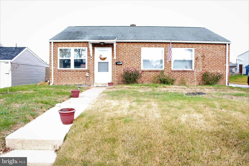 226 Sykes Rd, New Castle, DE 19720