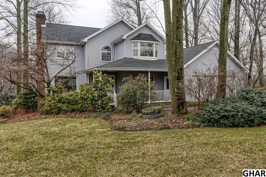 670 Appenzell Dr, Hummelstown, PA 17036
