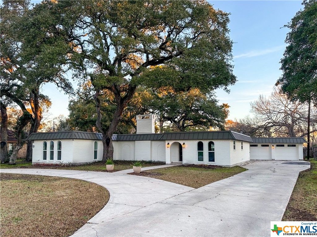 804 S Allen St, Edna, TX 77957 Trulia