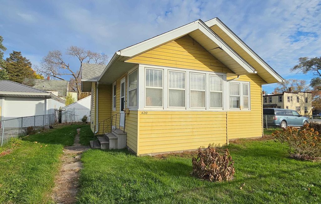 420 Broadway St, Waterloo, IA 50703 Trulia