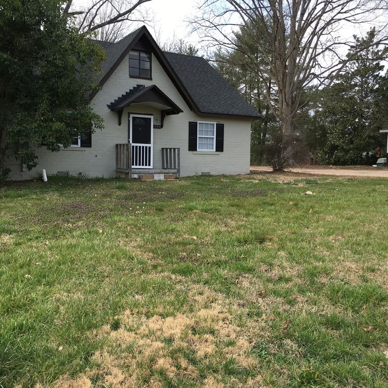 1206 Ellis Rd, Durham, NC 3 Bed, 2 Bath SingleFamily Home 4 Photos