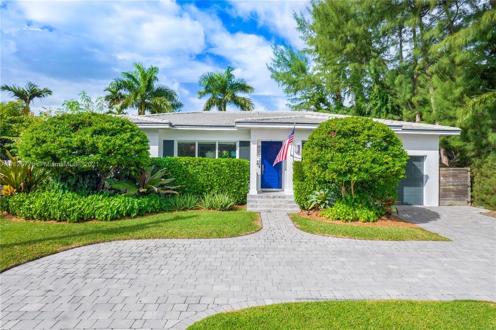 4570 N Jefferson Ave, Miami Beach, FL 33140