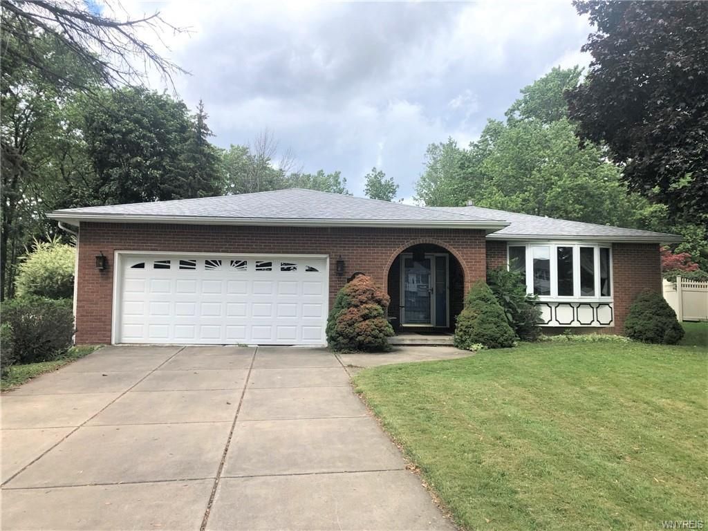 123 Suburban Ct, Buffalo, NY 14224
