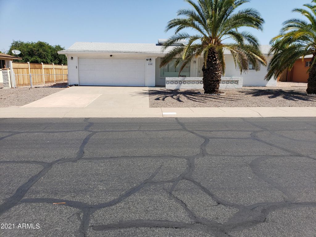 6328 E Duncan St, Mesa, AZ 85205
