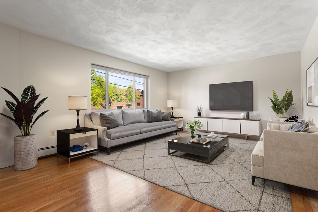 23 Sagamore Way #33B, Waltham, MA 02453