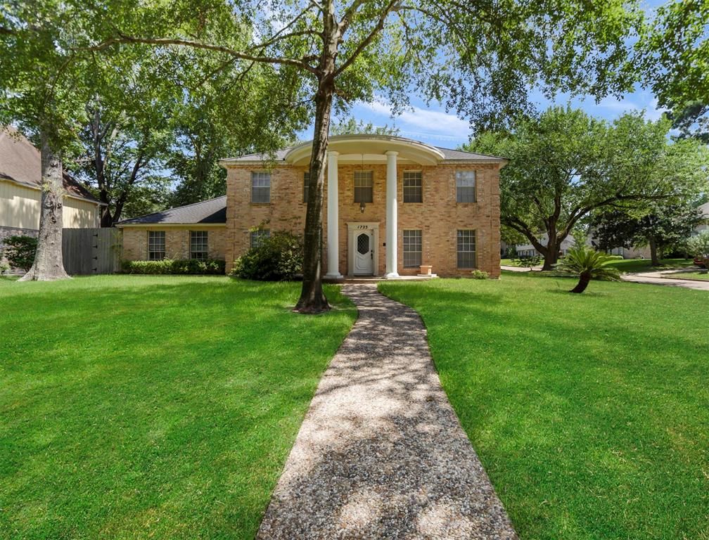 1723 Wagon Gap Trl, Houston, TX 77090