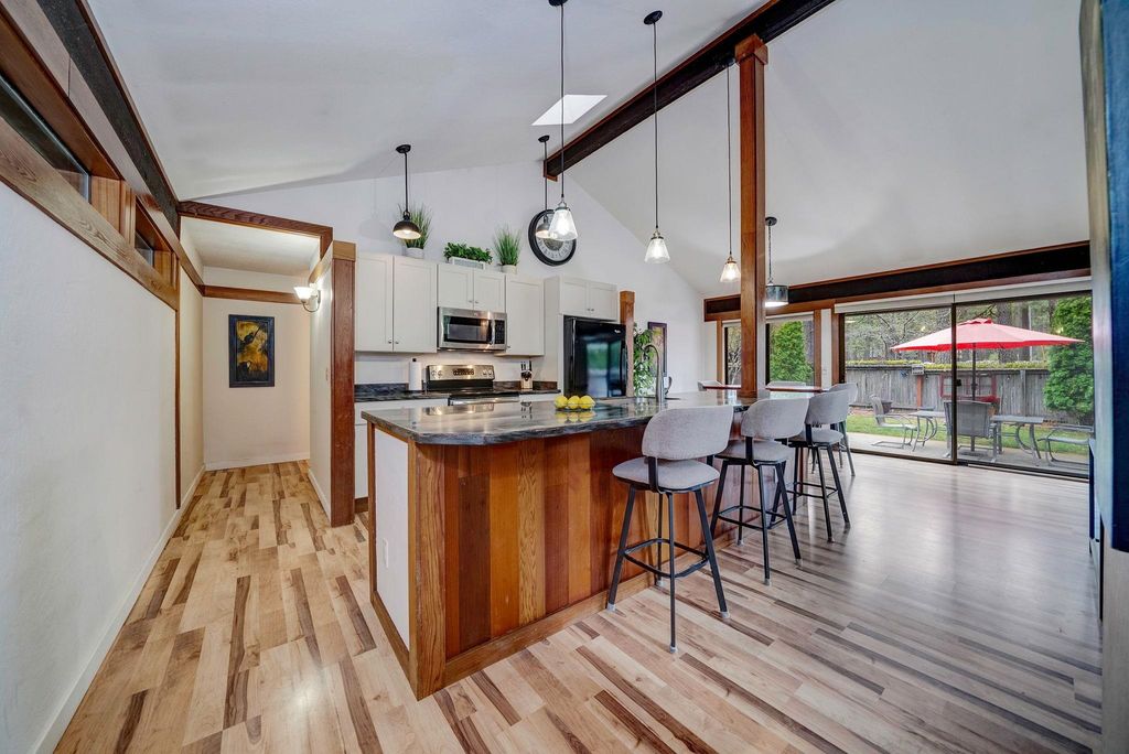 88 Graeagle Meadows Rd, Graeagle, CA 96103