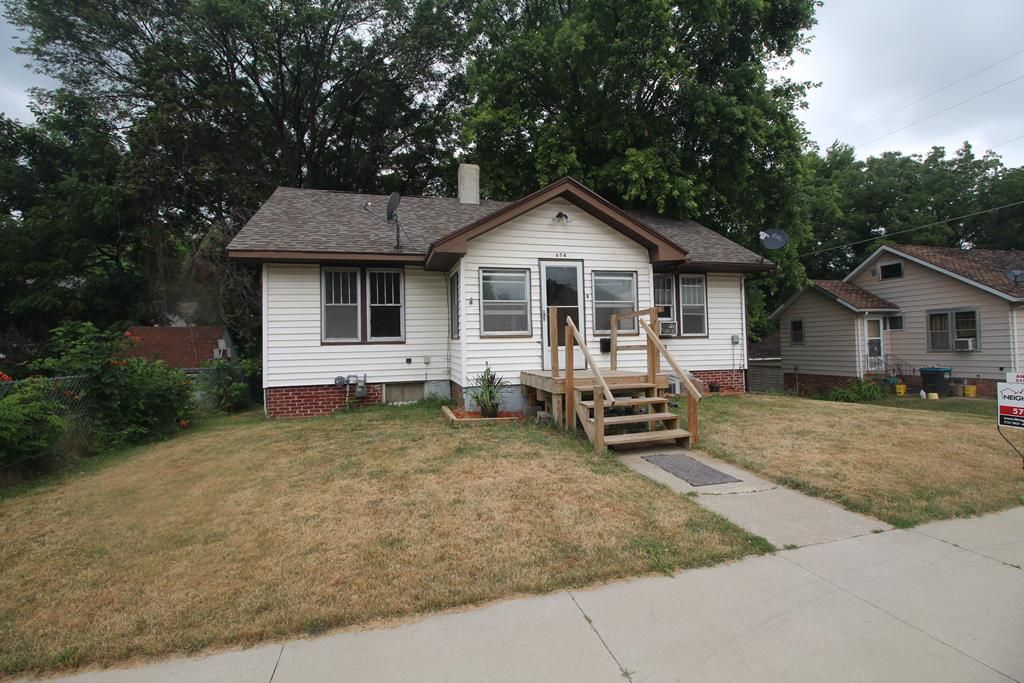 654 S 16th St, Fort Dodge, IA 3 Bed, 2 Bath Single 654 S 16th St, Fort Dodge, IA 3 Bed, 2 Bath Single