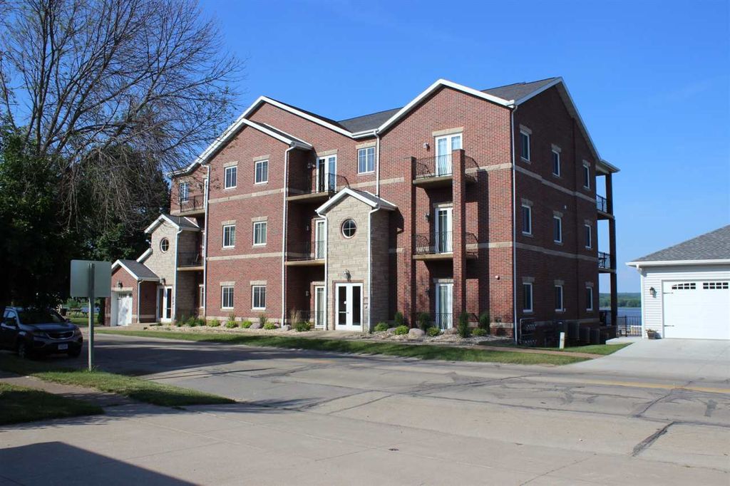 315 N Riverview St, Bellevue, IA 52031 Trulia