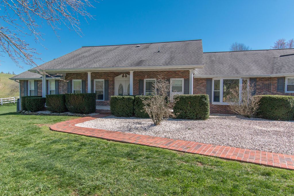 4379 N 71, Lebanon, VA 24266 4 Bed, 5 Bath SingleFamily Home MLS