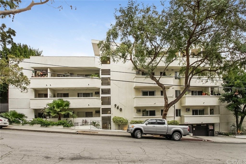 960 Larrabee St #207, West Hollywood, CA 90069