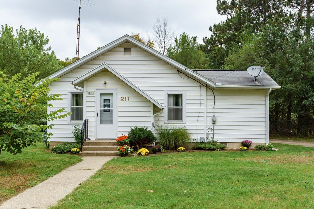 211 Theodore St, Battle Creek, MI 49014