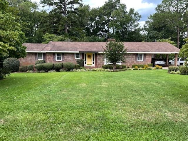 1812 Knox St, Dublin, GA 31021