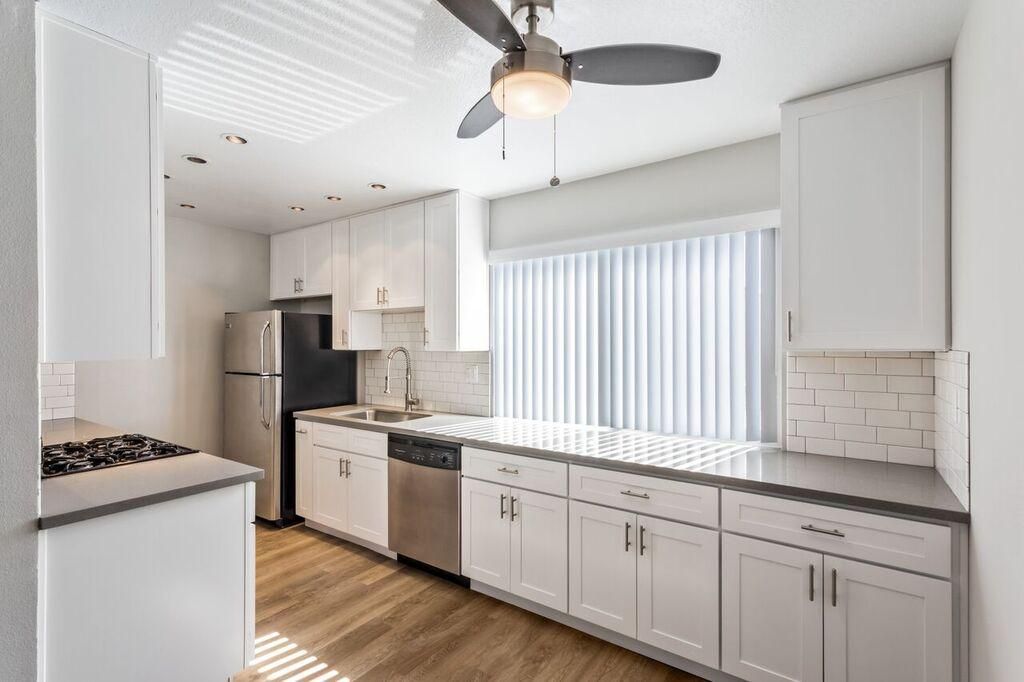 3602 Green Ave, Los Alamitos, CA 90720