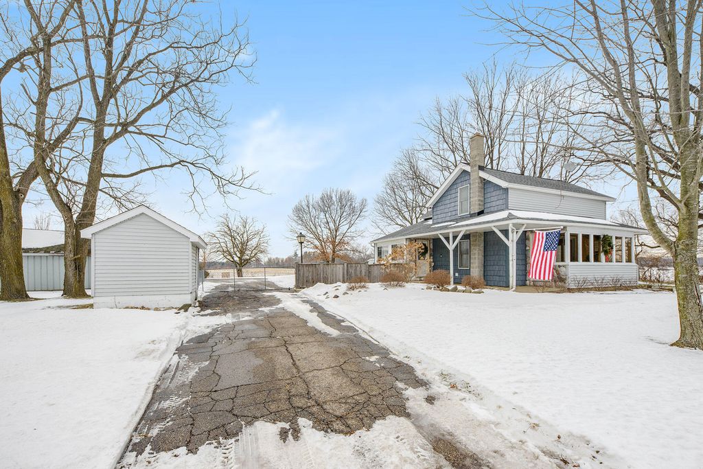 11935 E Mn Ave, Climax, MI 49034