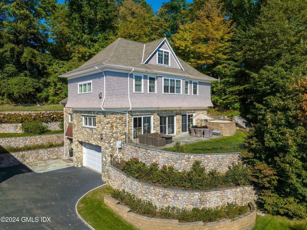 320 Valley Rd, Cos Cob, CT 06807 Trulia