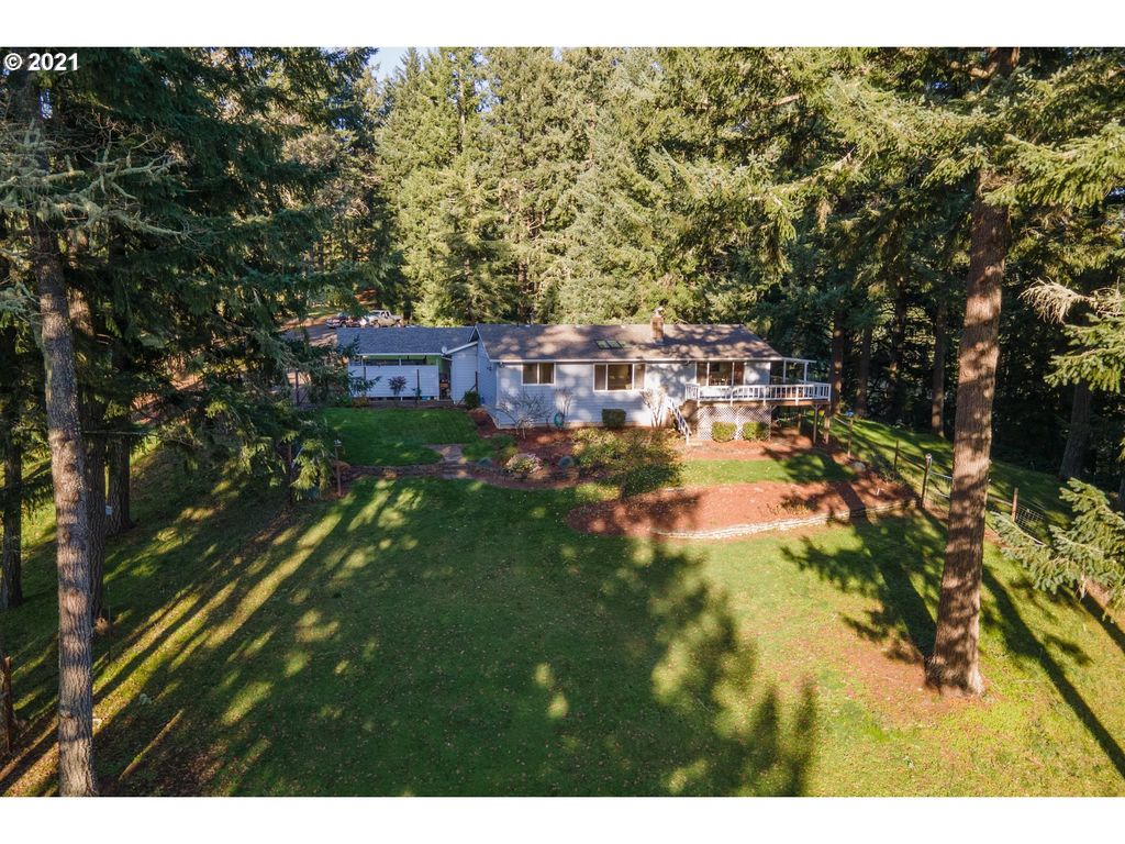 27379 Briggs Hill Rd, Eugene, OR 97405