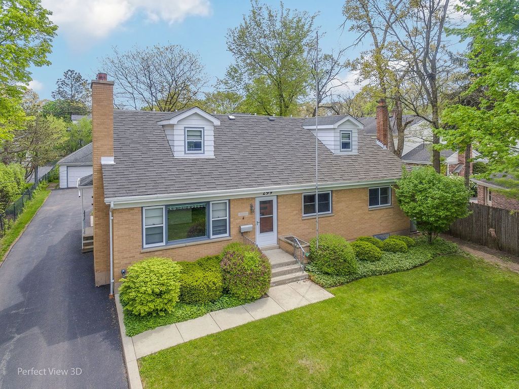 299 Mills Ct, Lake Forest, IL 60045 | MLS# 11095928 | Trulia