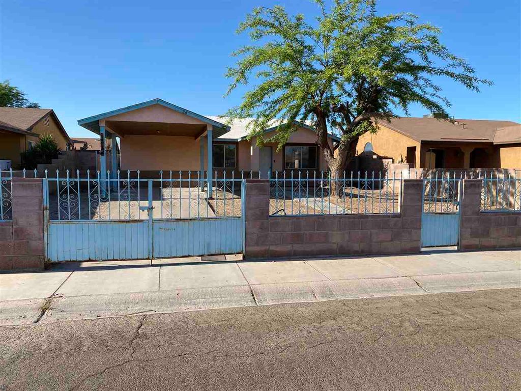 226 E  Zapata St, San Luis, AZ 85336