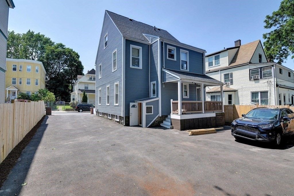 24 Whitman St, Dorchester, MA 02124