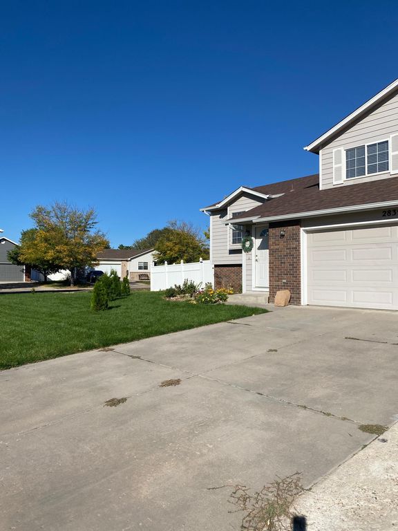 2839 East St, Greeley, CO 80631