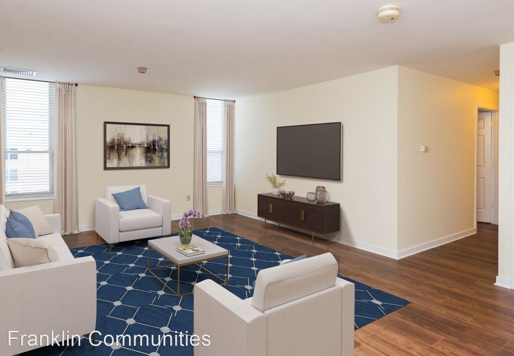 2 Skiff St, Hamden, CT 06514
