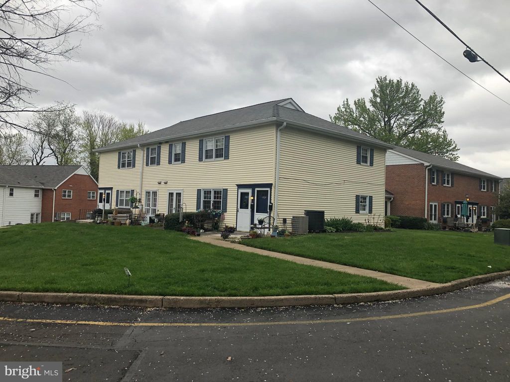 1504 Yardley Cmns, Yardley, PA 19067 1 Bed, 1 Bath Condo For Rent