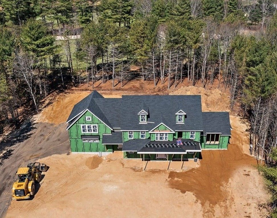 348 Country Club Way, Kingston, MA 02364