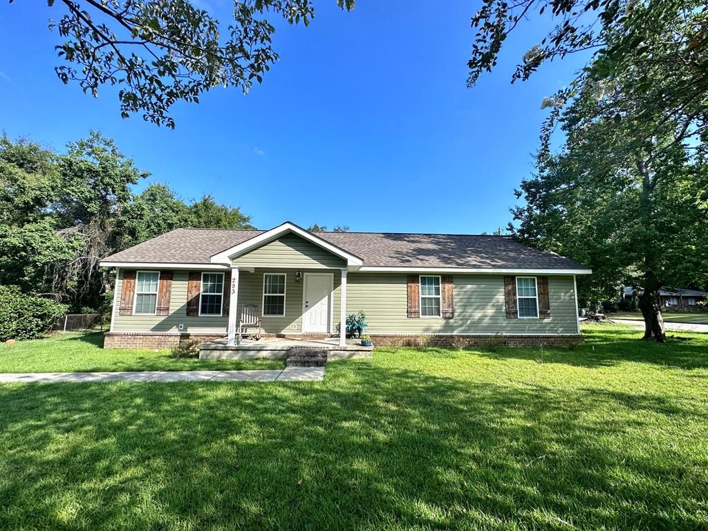 203 Lagrand Dr, Dothan, AL 36301 Trulia